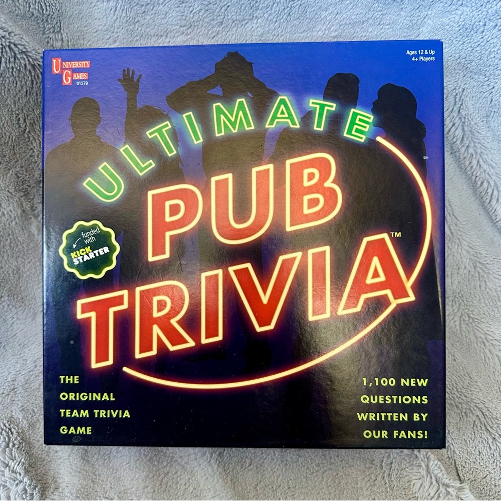 ULTIMATE PUB TRIVIA Original Team Trivia University Games Bar Party Kick Starter